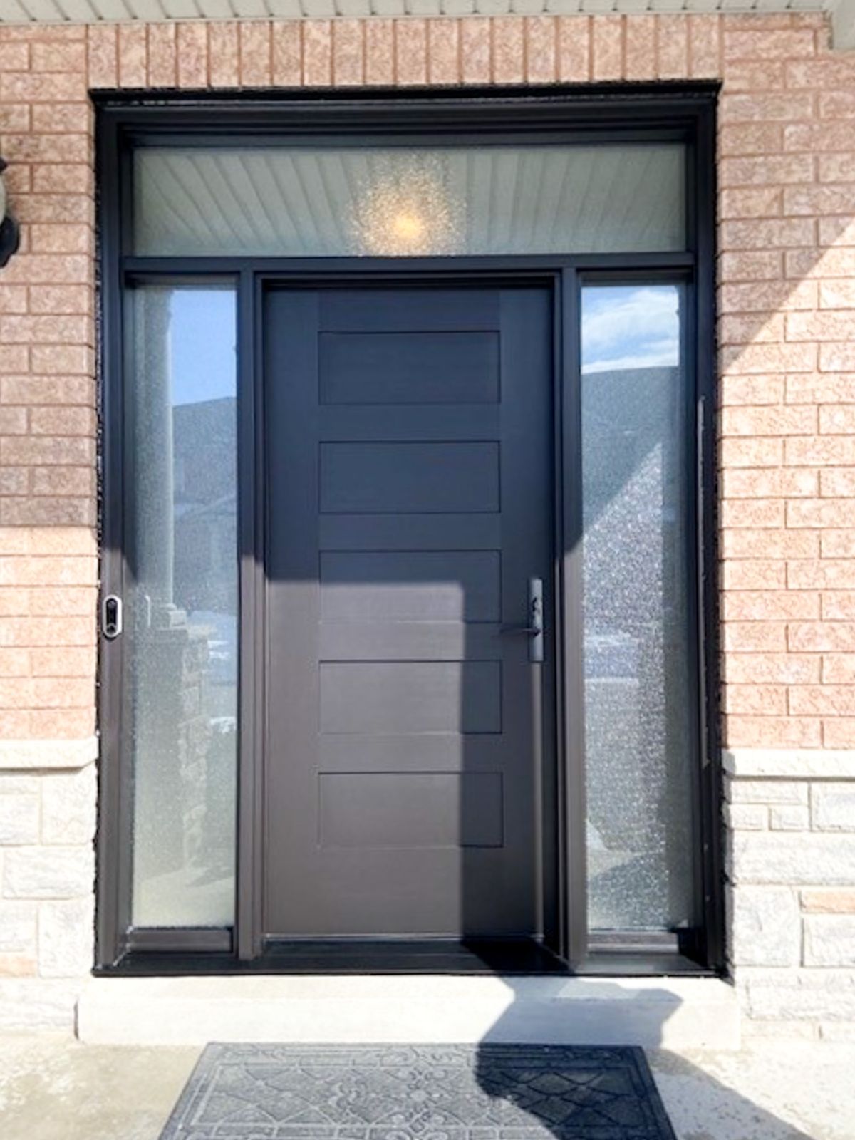 Modern Design Exterior Door En - Home Security Providers 评论和价格